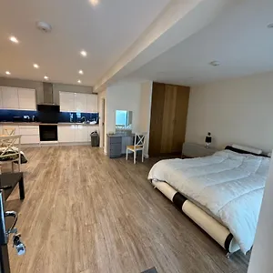 https://paddys-inn.cambridgehotelsuk.com