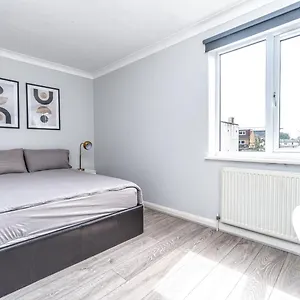 https://house-in-maryland.cambridgehotelsuk.com
